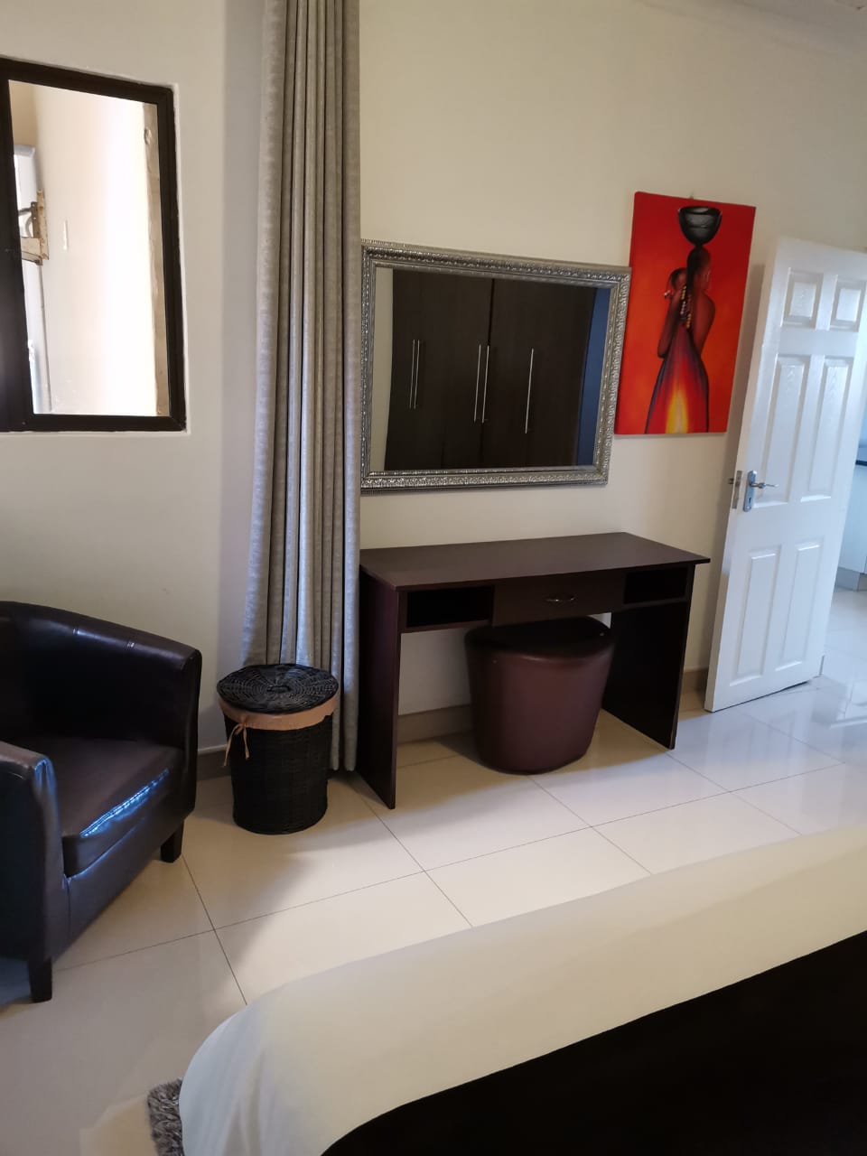 1e947fb6-a41c-45bd-8d6c-721055ea041b